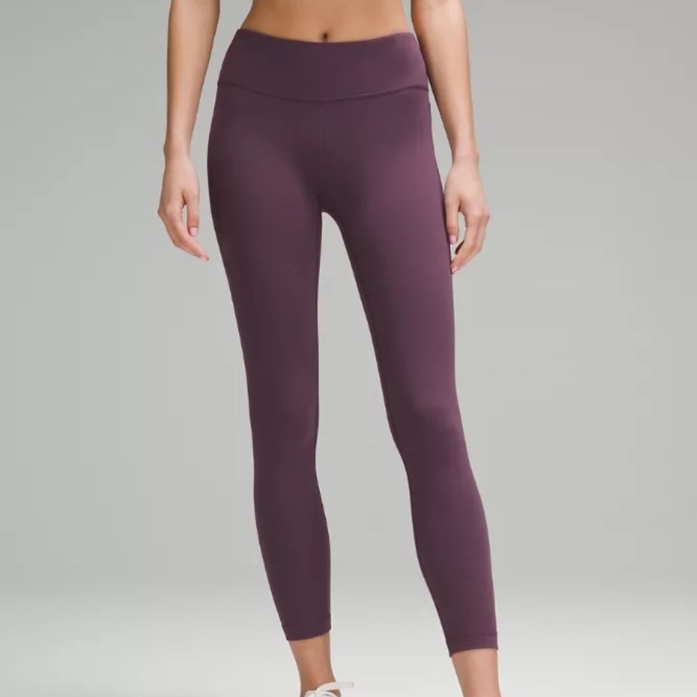 Lululemon Wunder Train Low-Rise Tight 25", size 2